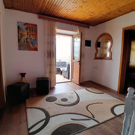 Guest House Ejona Gjirokastër 외부 사진