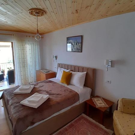 Guest House Ejona Gjirokastër 외부 사진