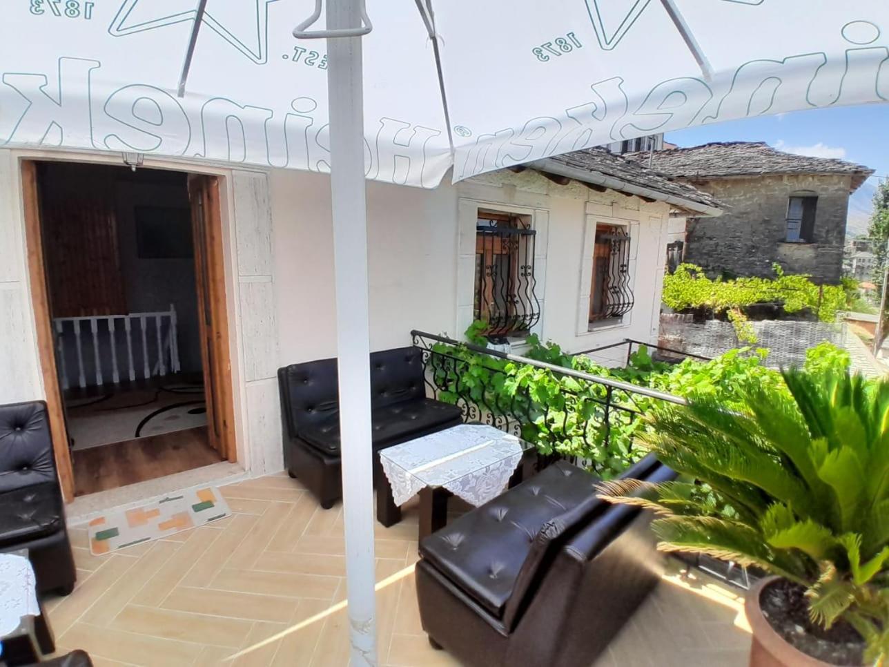 Guest House Ejona Gjirokastër 외부 사진