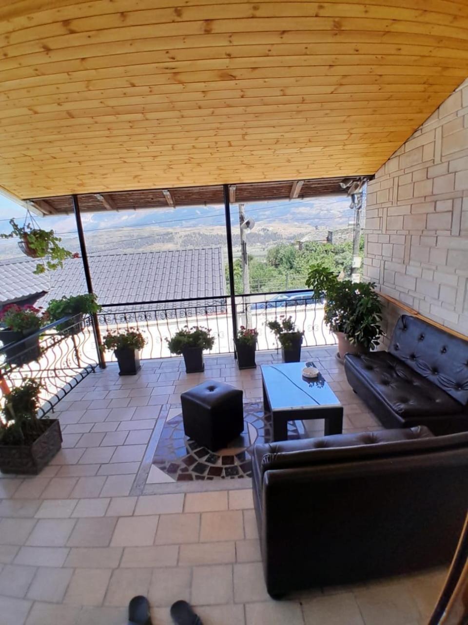 Guest House Ejona Gjirokastër 외부 사진