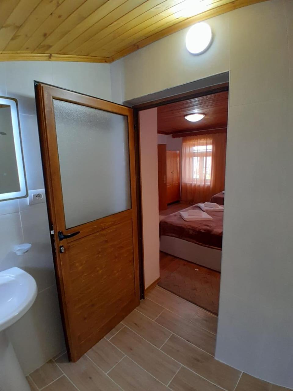 Guest House Ejona Gjirokastër 외부 사진