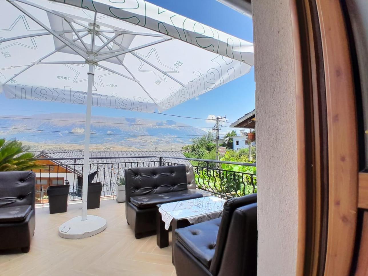 Guest House Ejona Gjirokastër 외부 사진