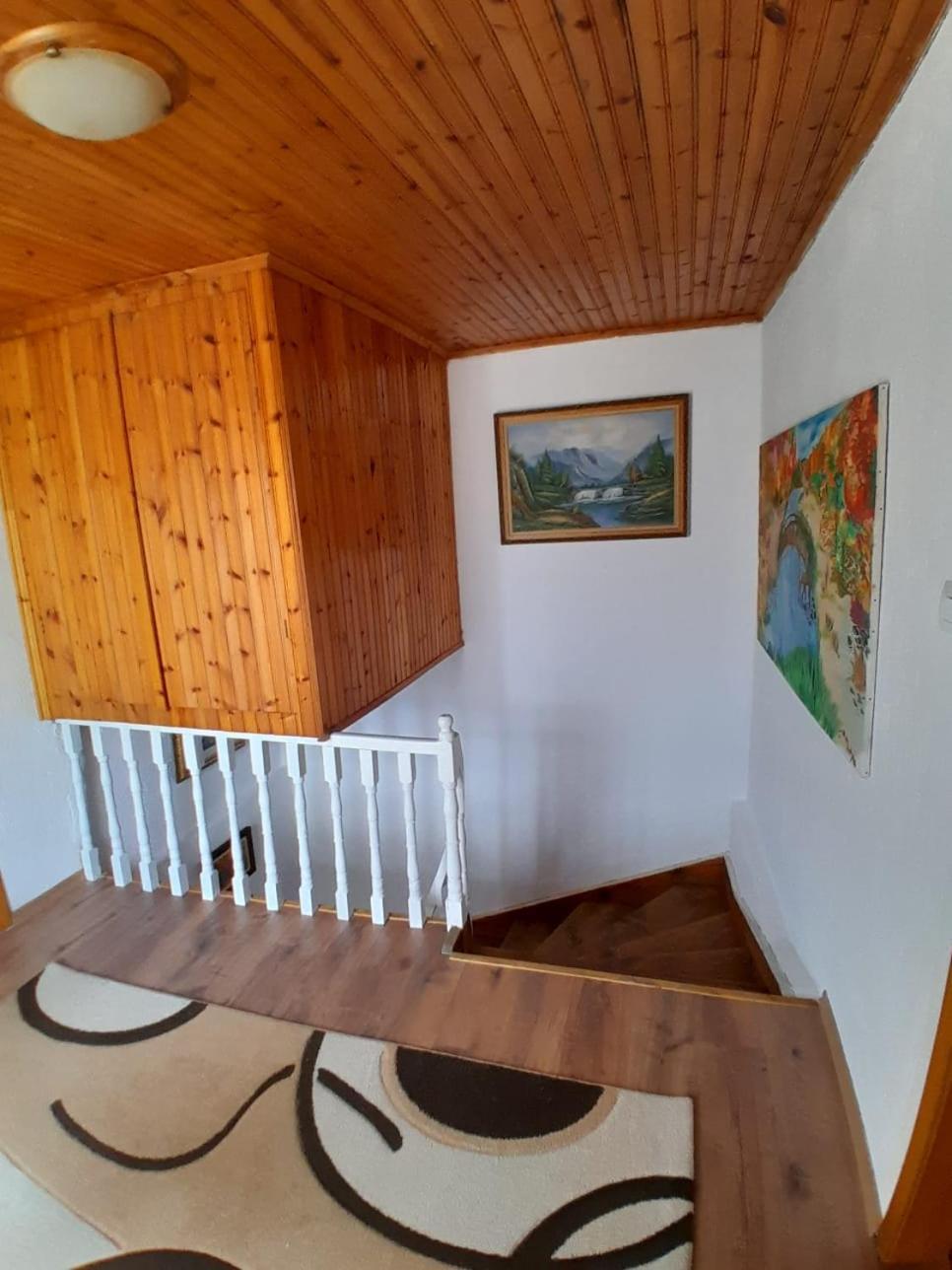 Guest House Ejona Gjirokastër 외부 사진